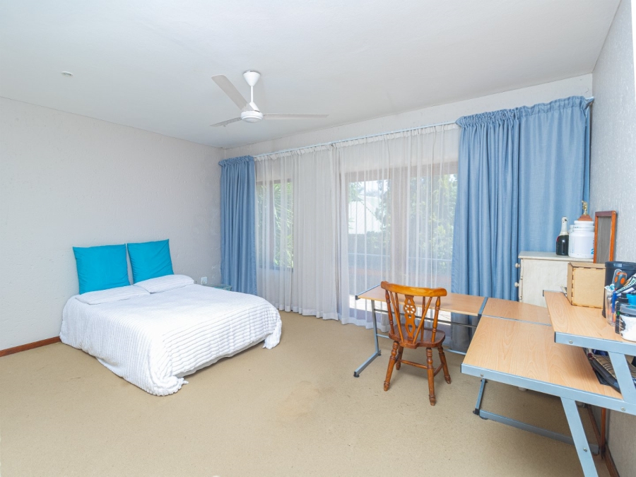 4 Bedroom Property for Sale in Caribbean Beach Club North West